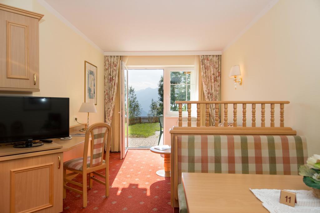 Residence Rossboden Mit Hallenbad Verano Dış mekan fotoğraf